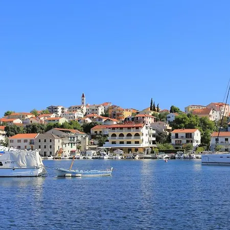 Family Friendly With A Swimming Pool Seget Vranjica, Trogir - 14409 Apartment