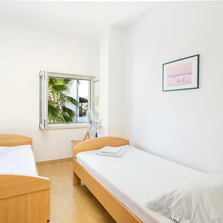 Apartment Family Friendly With A Swimming Pool Seget Vranjica, Trogir - 14409 *