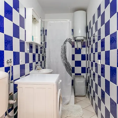 Family Friendly With A Swimming Pool Seget Vranjica, Trogir - 14409