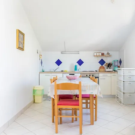 Apartment Family Friendly With A Swimming Pool Seget Vranjica, Trogir - 14409 Seget Donji