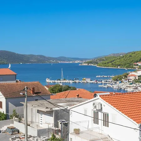 Family Friendly With A Swimming Pool Seget Vranjica, Trogir - 14409 Apartment *