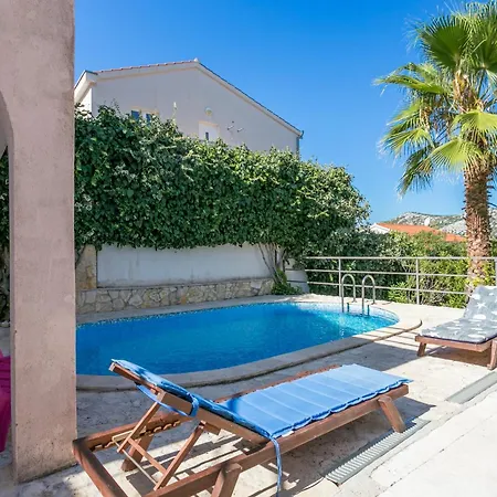 Apartment Family Friendly With A Swimming Pool Seget Vranjica, Trogir - 14409 Seget Donji
