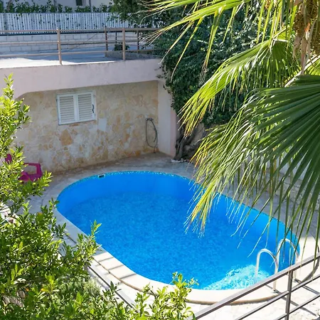 Apartment Family Friendly With A Swimming Pool Seget Vranjica, Trogir - 14409 Seget Donji