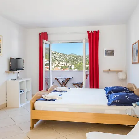 Family Friendly With A Swimming Pool Seget Vranjica, Trogir - 14409 Apartment *