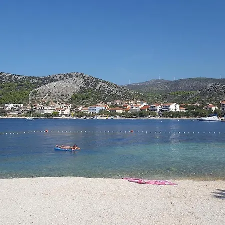 Family Friendly With A Swimming Pool Seget Vranjica, Trogir - 14409 Apartment *